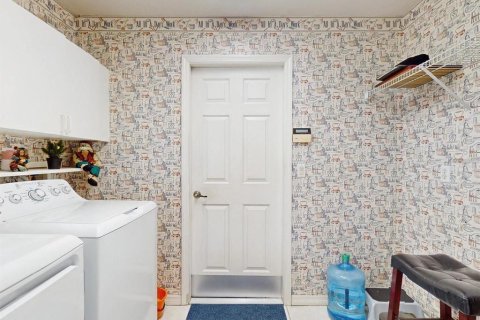 Casa en venta en Kissimmee, Florida, 4 dormitorios, 195.93 m2 № 2196962 - foto 29