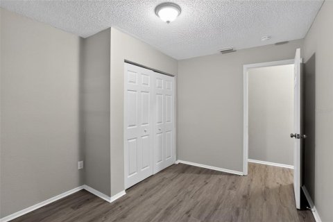 House in Mount Plymouth, Florida 3 bedrooms, 126.44 sq.m. № 2333853 - photo 24