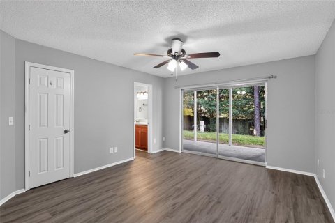House in Mount Plymouth, Florida 3 bedrooms, 126.44 sq.m. № 2333853 - photo 13