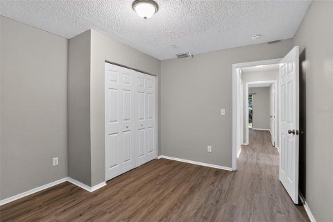 House in Mount Plymouth, Florida 3 bedrooms, 126.44 sq.m. № 2333853 - photo 20