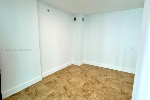 Condominio en venta en Miami, Florida, 2 dormitorios, 130.25 m2 № 1713136 - foto 15