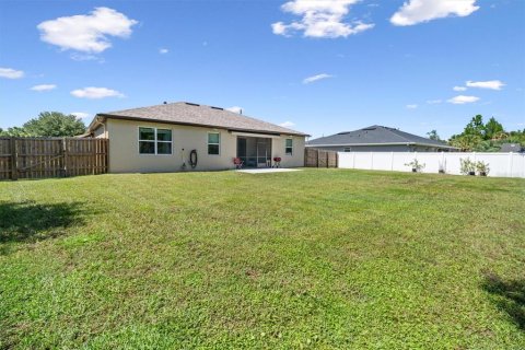 House in Palm Coast, Florida 3 bedrooms, 158.12 sq.m. № 1724630 - photo 10