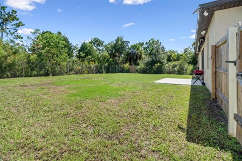 House in Palm Coast, Florida 3 bedrooms, 158.12 sq.m. № 1724630 - photo 9