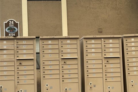 Condominio en venta en Miami, Florida, 3 dormitorios № 1963579 - foto 25