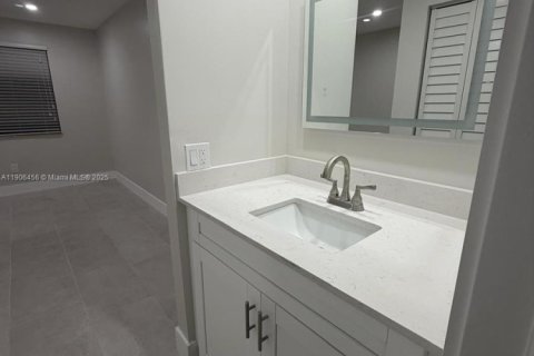 Condominio en venta en Miami, Florida, 3 dormitorios № 1963579 - foto 13