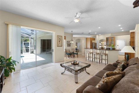 Villa ou maison à vendre à Winter Springs, Floride: 4 chambres, 219.34 m2 № 1765916 - photo 9