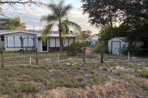 House in Lake Wales, Florida 2 bedrooms, 138.8 sq.m. № 2098225 - photo 11