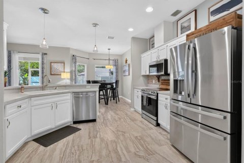Villa ou maison à vendre à Palm Coast, Floride: 4 chambres, 208.38 m2 № 2433359 - photo 13