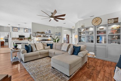 Villa ou maison à vendre à Palm Coast, Floride: 4 chambres, 208.38 m2 № 2433359 - photo 4