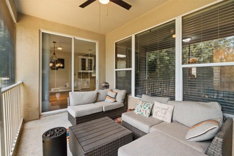 House in Clermont, Florida 5 bedrooms, 301.19 sq.m. № 2152084 - photo 5