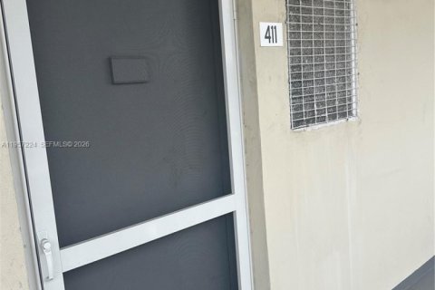 Condo in Aventura, Florida, 1 bedroom  № 2024567 - photo 3