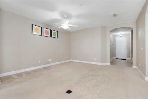 Townhouse in Orlando, Florida 3 bedrooms, 155.24 sq.m. № 1808167 - photo 7