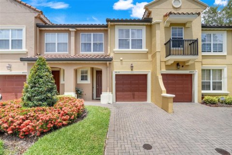 Townhouse in Orlando, Florida 3 bedrooms, 155.24 sq.m. № 1808167 - photo 1