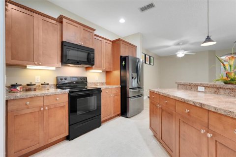 Townhouse in Orlando, Florida 3 bedrooms, 155.24 sq.m. № 1808167 - photo 13