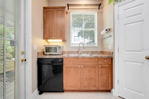 Townhouse in Orlando, Florida 3 bedrooms, 155.24 sq.m. № 1808167 - photo 15