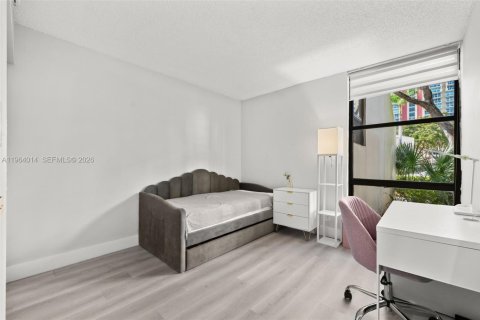 Купить кондоминиум в Санни-Айлс-Бич, Флорида 2 спальни, 83.05м2, № 2025666 - фото 15