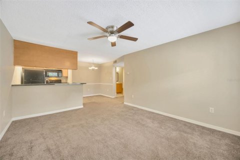 Copropriété à louer à Brandon, Floride: 1 chambre, 55.56 m2 № 2155943 - photo 30