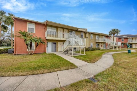 Copropriété à louer à Brandon, Floride: 1 chambre, 55.56 m2 № 2155943 - photo 16