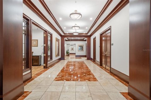 Condo in Tampa, Florida, 2 bedrooms  № 1447413 - photo 27