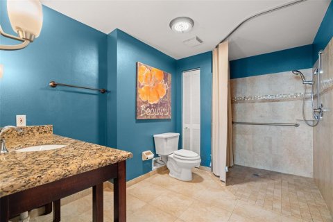 Condo in Tampa, Florida, 2 bedrooms  № 1447413 - photo 16