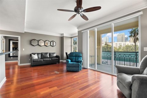 Condo in Tampa, Florida, 2 bedrooms  № 1447413 - photo 2