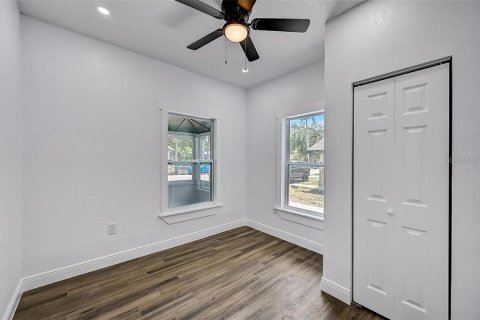Villa ou maison à louer à Bradenton, Floride: 2 chambres, 56.67 m2 № 2377563 - photo 17