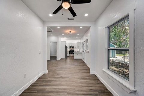 Villa ou maison à louer à Bradenton, Floride: 2 chambres, 56.67 m2 № 2377563 - photo 16