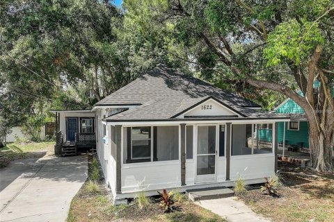 Villa ou maison à louer à Bradenton, Floride: 2 chambres, 56.67 m2 № 2377563 - photo 2
