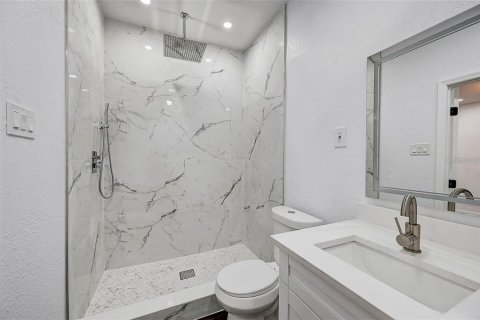 Villa ou maison à louer à Bradenton, Floride: 2 chambres, 56.67 m2 № 2377563 - photo 25