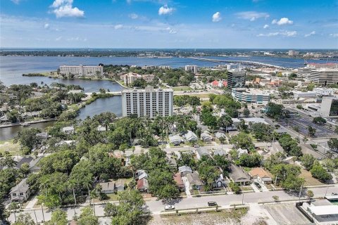 Villa ou maison à louer à Bradenton, Floride: 2 chambres, 56.67 m2 № 2377563 - photo 27