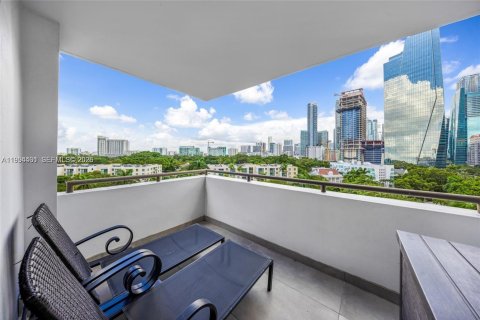 Condominio en venta en Miami, Florida, 3 dormitorios, 223.24 m2 № 2056261 - foto 24