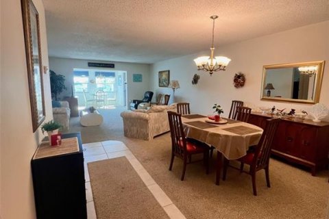 Condo in New Port Richey, Florida, 2 bedrooms  № 1520809 - photo 7