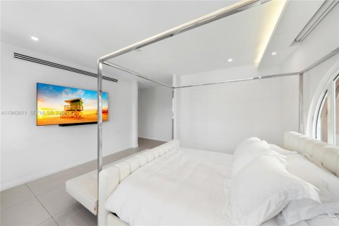 Снять в аренду кондоминиум в Корал-Гейблс, Флорида 3 спальни, 366.87м2, № 2001902 - фото 29