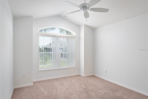 House in The Villages, Florida 3 bedrooms, 178.56 sq.m. № 1614702 - photo 27