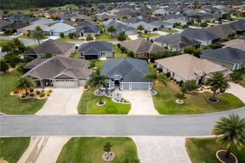 House in The Villages, Florida 3 bedrooms, 178.56 sq.m. № 1614702 - photo 7