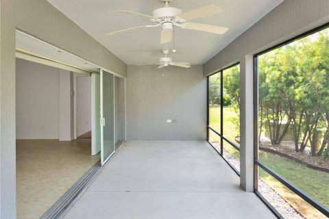 House in The Villages, Florida 3 bedrooms, 178.56 sq.m. № 1614702 - photo 21