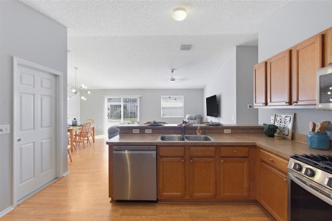 Casa en venta en The Villages, Florida, 2 dormitorios, 107.4 m2 № 2236126 - foto 5
