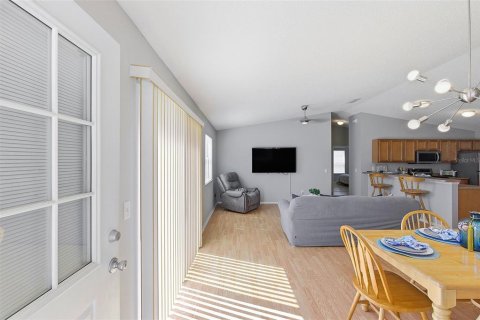 Casa en venta en The Villages, Florida, 2 dormitorios, 107.4 m2 № 2236126 - foto 6