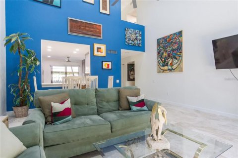 Townhouse in Osprey, Florida 3 bedrooms, 170.85 sq.m. № 2206206 - photo 10