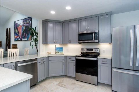Townhouse in Osprey, Florida 3 bedrooms, 170.85 sq.m. № 2206206 - photo 13