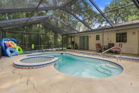 House in Crystal River, Florida 3 bedrooms, 140.84 sq.m. № 2308864 - photo 27