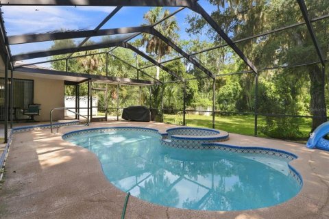 House in Crystal River, Florida 3 bedrooms, 140.84 sq.m. № 2308864 - photo 26