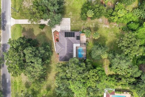 House in Crystal River, Florida 3 bedrooms, 140.84 sq.m. № 2308864 - photo 3