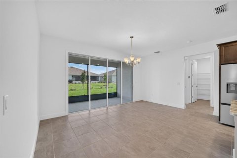 House in Ocala, Florida 3 bedrooms, 205.41 sq.m. № 2405085 - photo 15