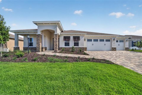 House in Ocala, Florida 3 bedrooms, 205.41 sq.m. № 2405085 - photo 2