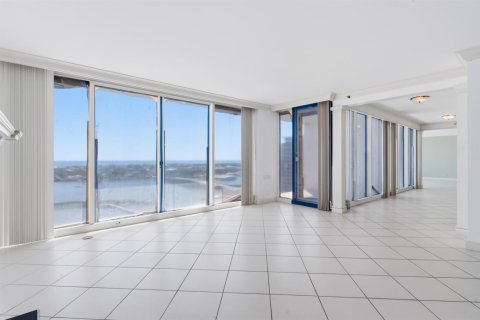 Copropriété à vendre à West Palm Beach, Floride: 4 chambres, 358.05 m2 № 2261158 - photo 12