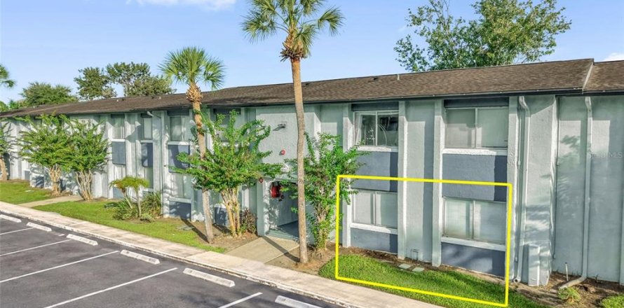 Condo in Orlando, Florida, 2 bedrooms  № 2369315