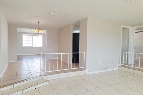 Casa en venta en Holiday, Florida, 3 dormitorios, 141.4 m2 № 1722202 - foto 12