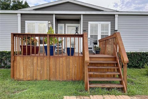 House in Haines City, Florida 3 bedrooms, 195.84 sq.m. № 2224638 - photo 5