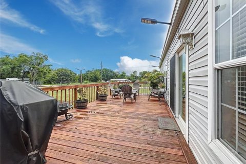 House in Haines City, Florida 3 bedrooms, 195.84 sq.m. № 2224638 - photo 19